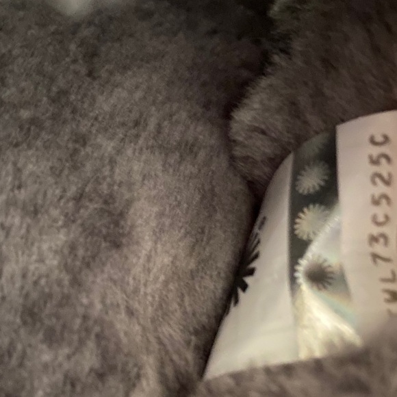 UGG Fluff Yeah Slides Charcoal Grey 7 RETAIL $100 - Picture 11 of 16